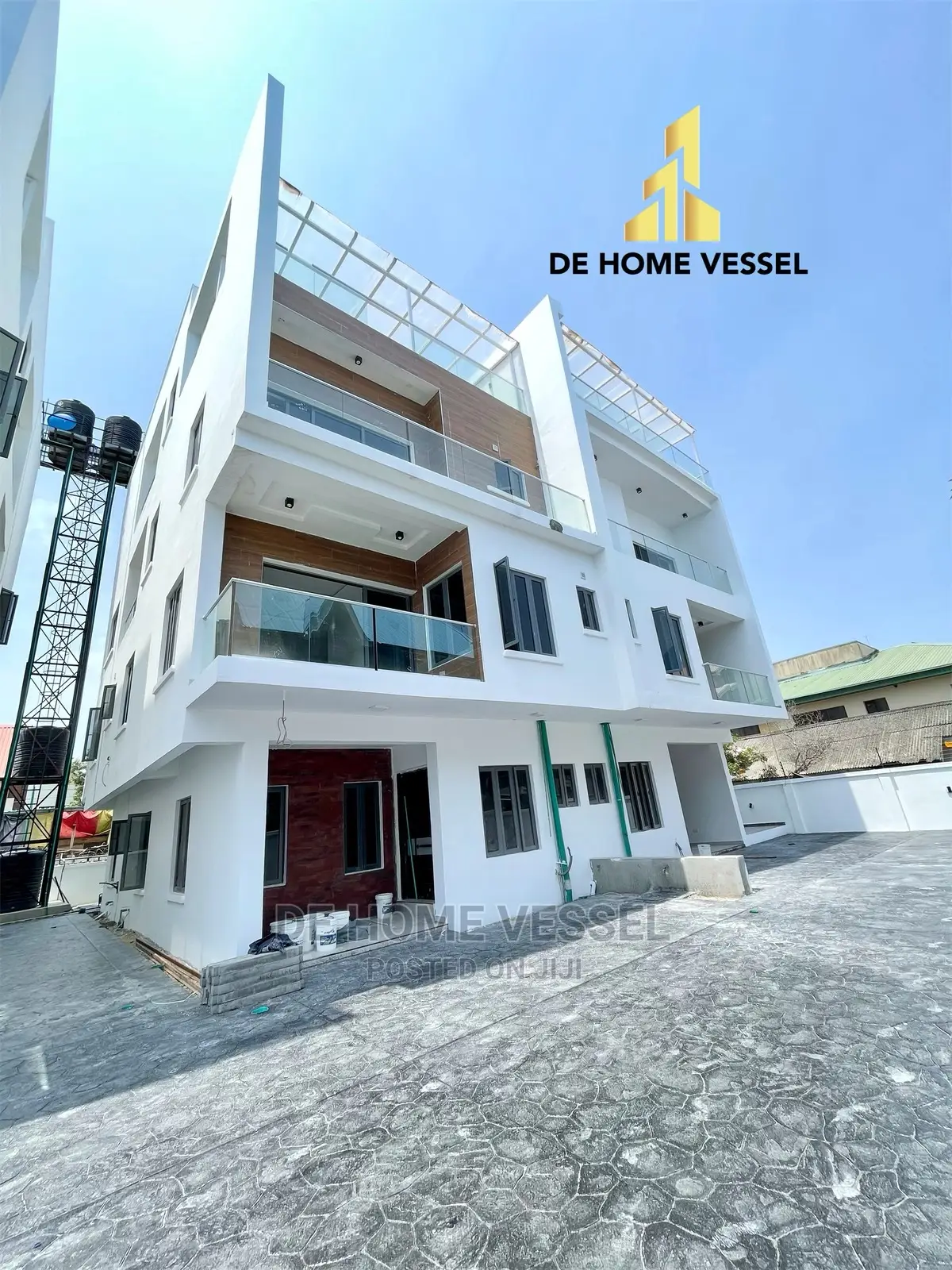 4bdrm Duplex in Lekki Phase 1 for Sale in Lekki Phase 1