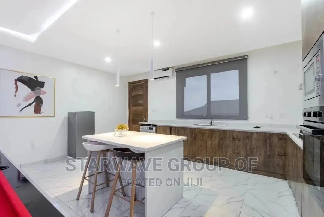 2bedrooms Shortlet Apartments at Lekki in Lekki