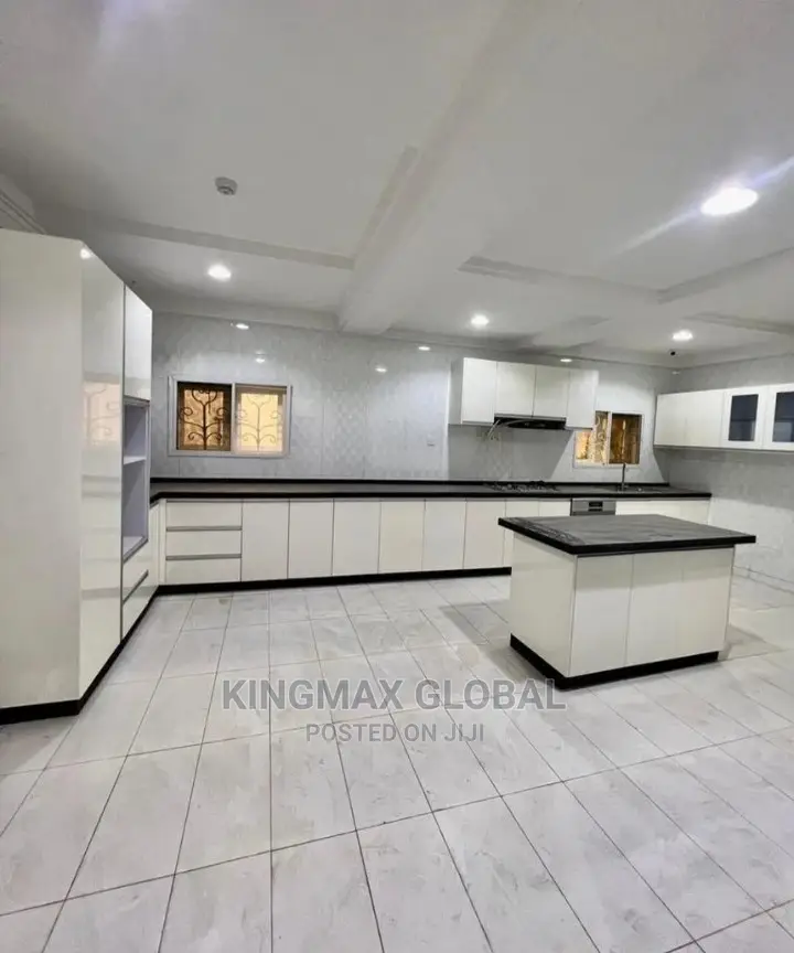 6bdrm Duplex in Maitama for sale in Maitama