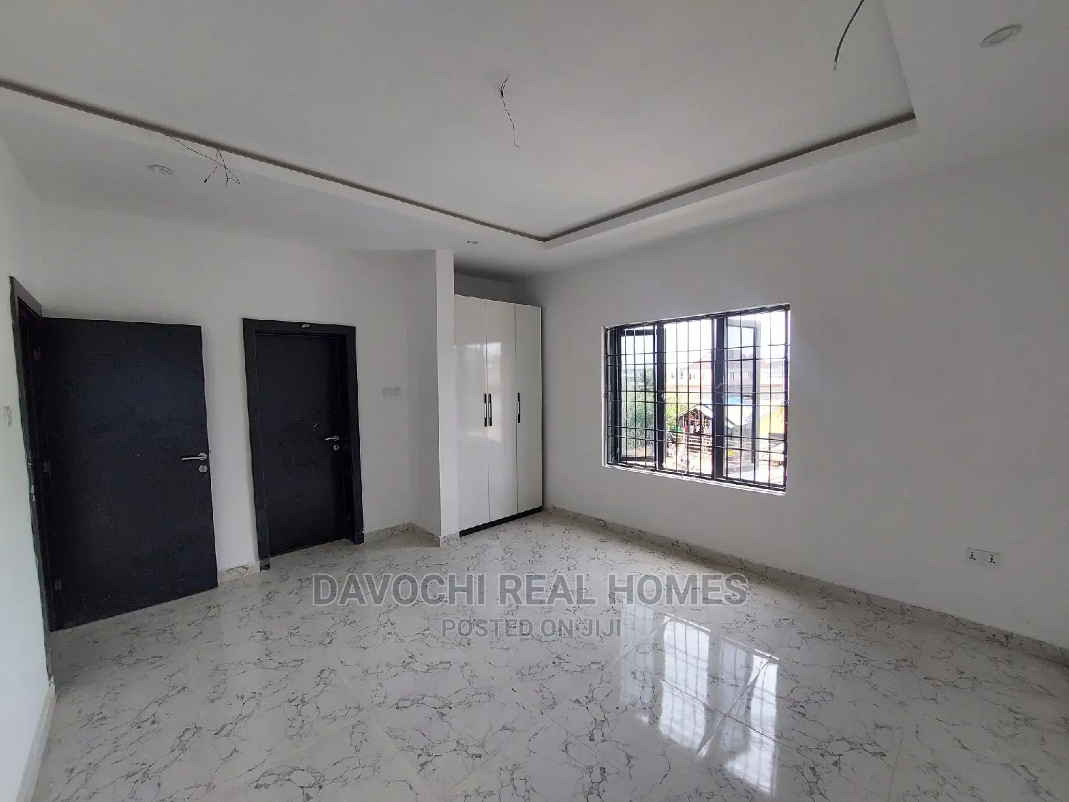 3bdrm Apartment in Orchid Road, Lekki for rent in Lekki