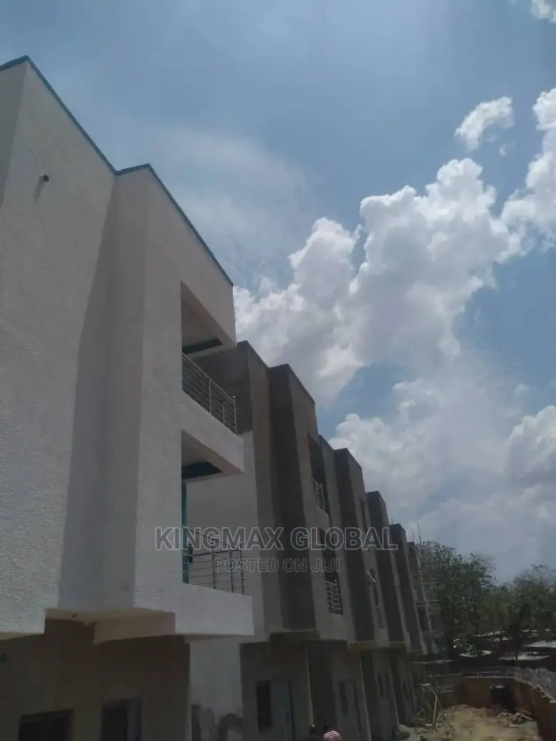 4bdrm Townhouse / Terrace in Guzape District for rent in Guzape District