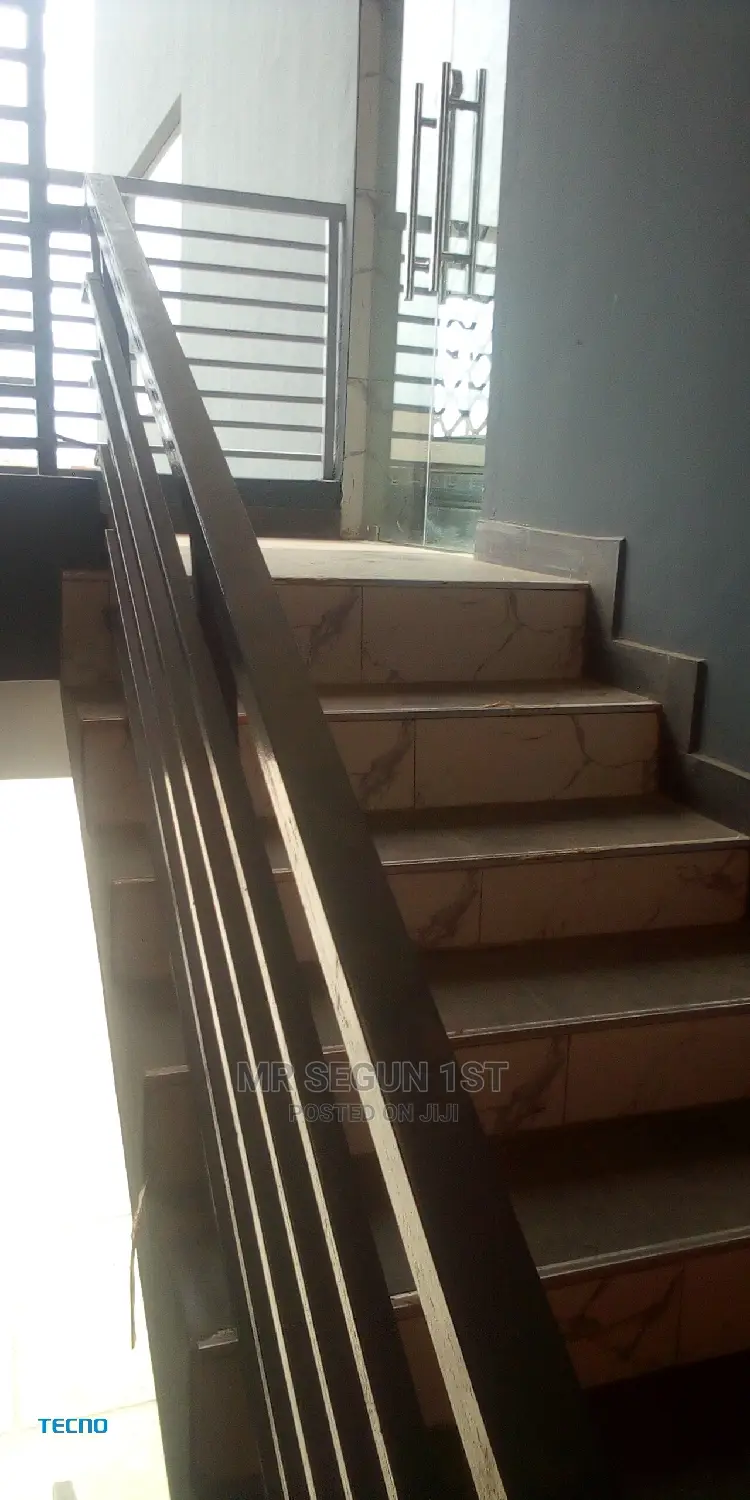 Space for Boutique or Saloon in Akala Express