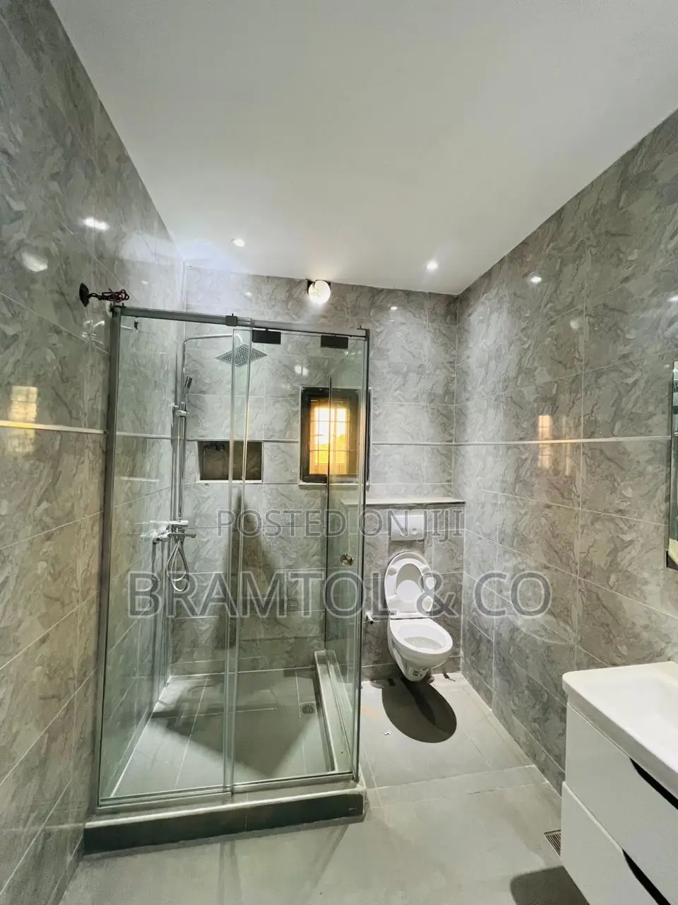 4bdrm Townhouse / Terrace in Guzape District for rent in Guzape District
