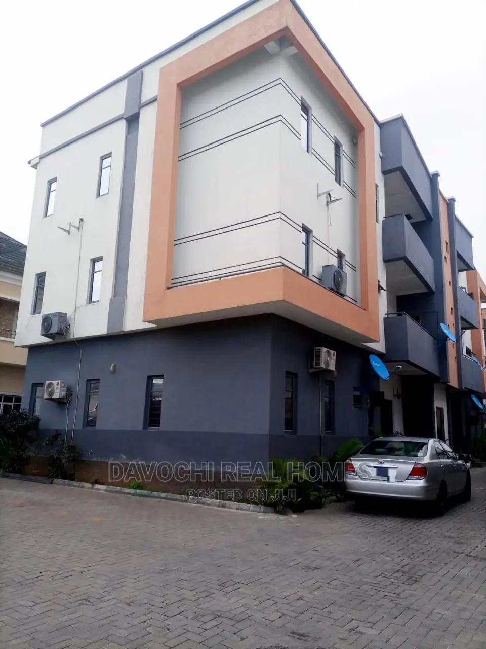 2bdrm Apartment in Chevron Estate, Lekki for rent in Lekki