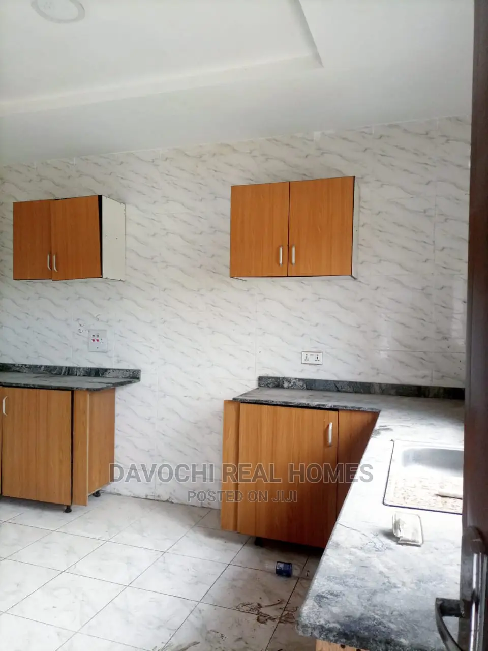 2bdrm Apartment in Chevron Estate, Lekki for rent in Lekki