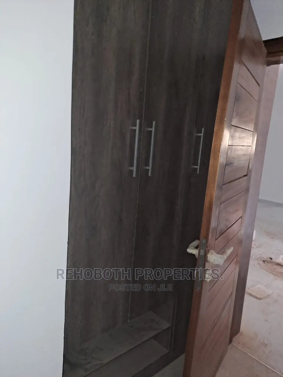 5bdrm Duplex in Kolapo Ishola, Ibadan for Sale in Ibadan