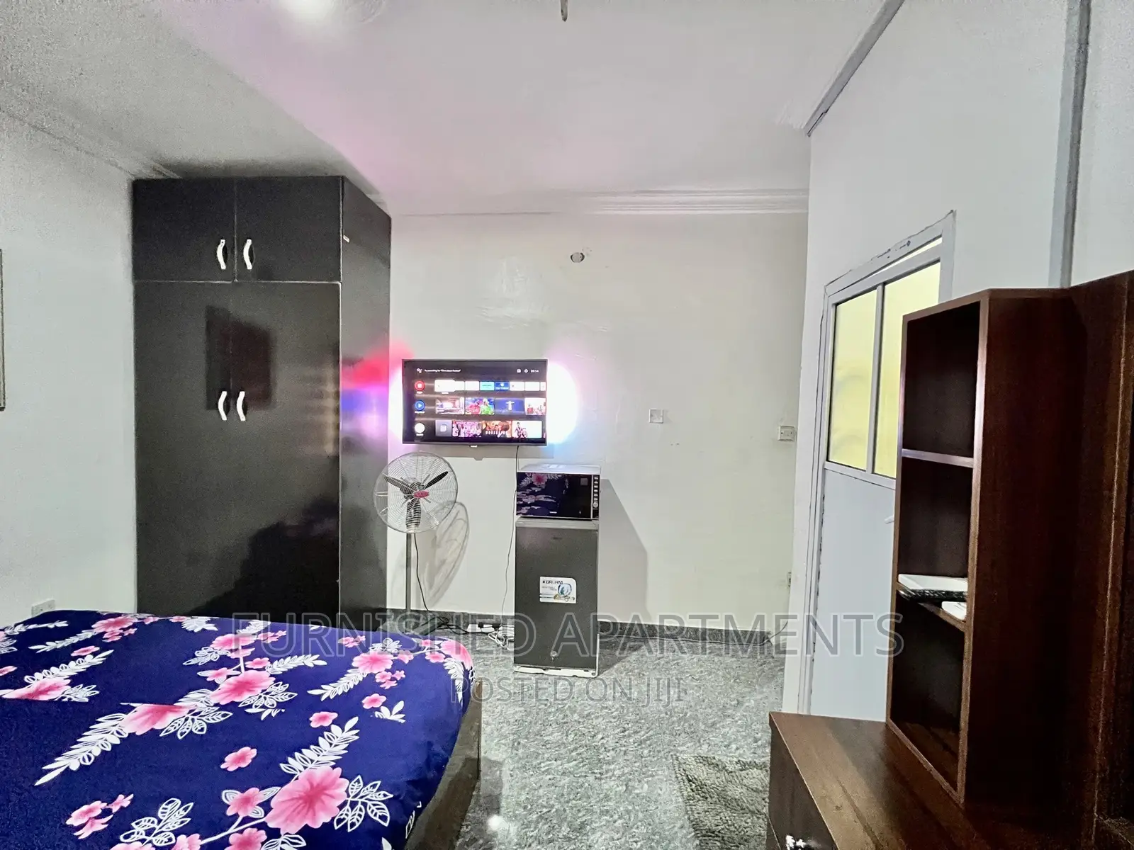 Studio Room +Swim Pool Wifi Netflix 24hrs Lit at Ajao Estate in Ajao Estate