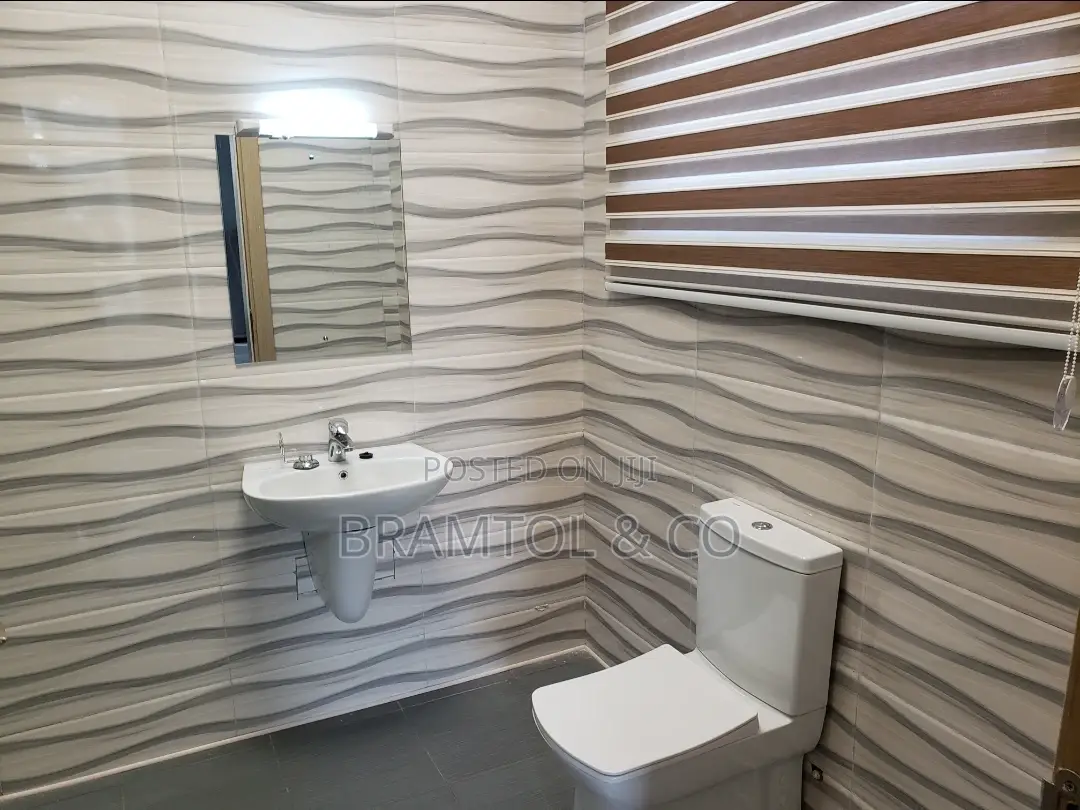 2bdrm Block of Flats in Katampe for rent in Katampe