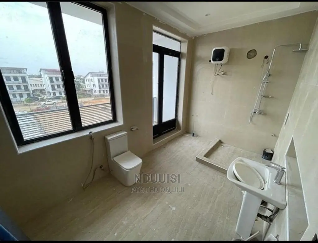 5bdrm Duplex in Katampe (Main) for sale in Katampe (Main)
