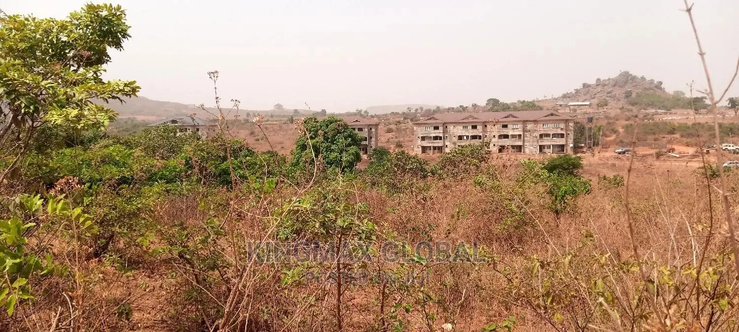 Maitama2: Strategically Located Flat Land in Maitama