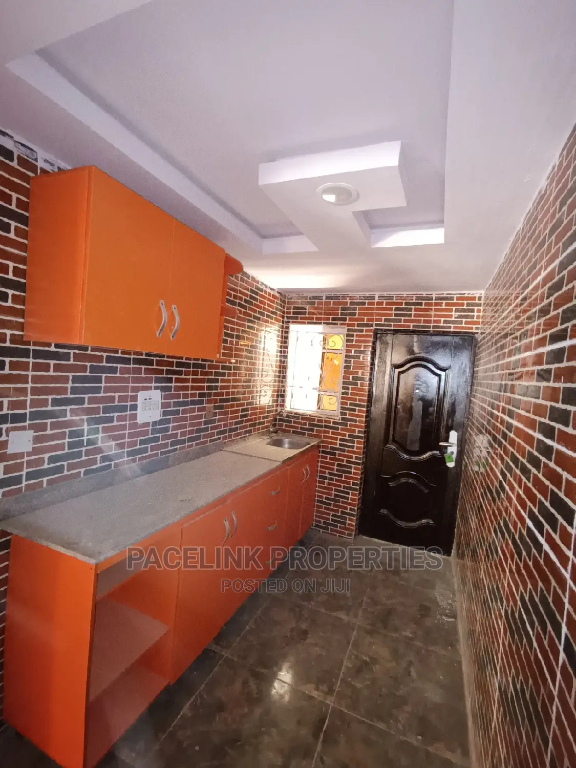 3bdrm Apartment in Akowonjo for rent in Akowonjo