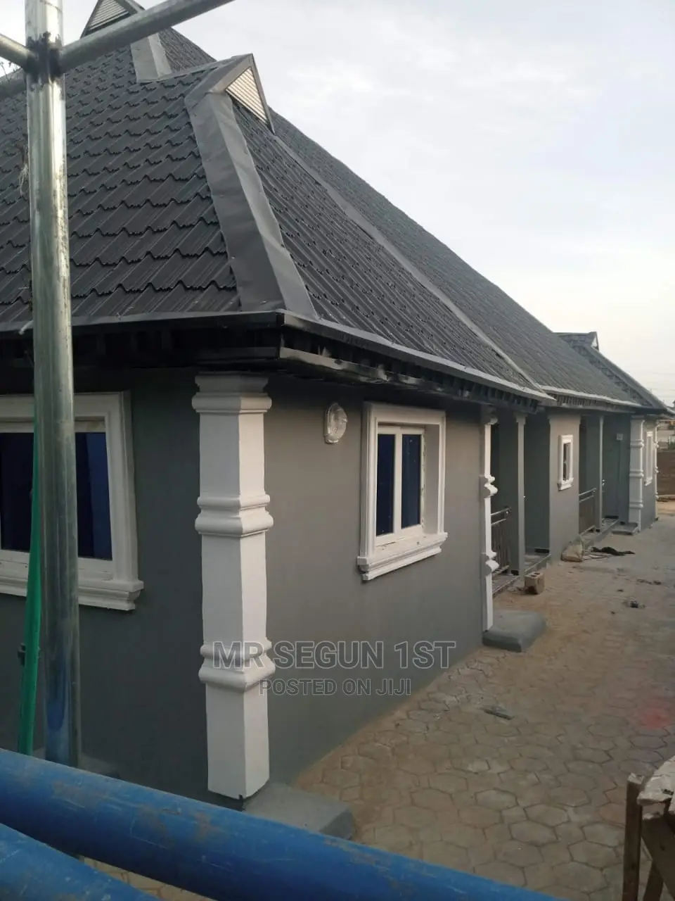 5bdrm Block of Flats in Providenc Estate, Akala Express for Sale in Akala Express