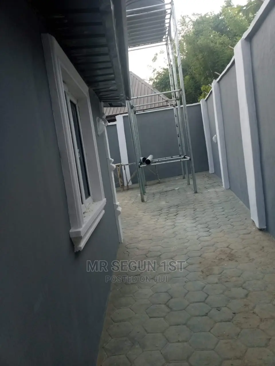 5bdrm Block of Flats in Providenc Estate, Akala Express for Sale in Akala Express