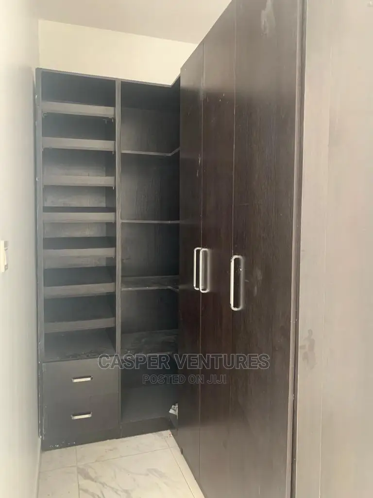 Studio Apartment in Itedo, Idado for rent in Idado