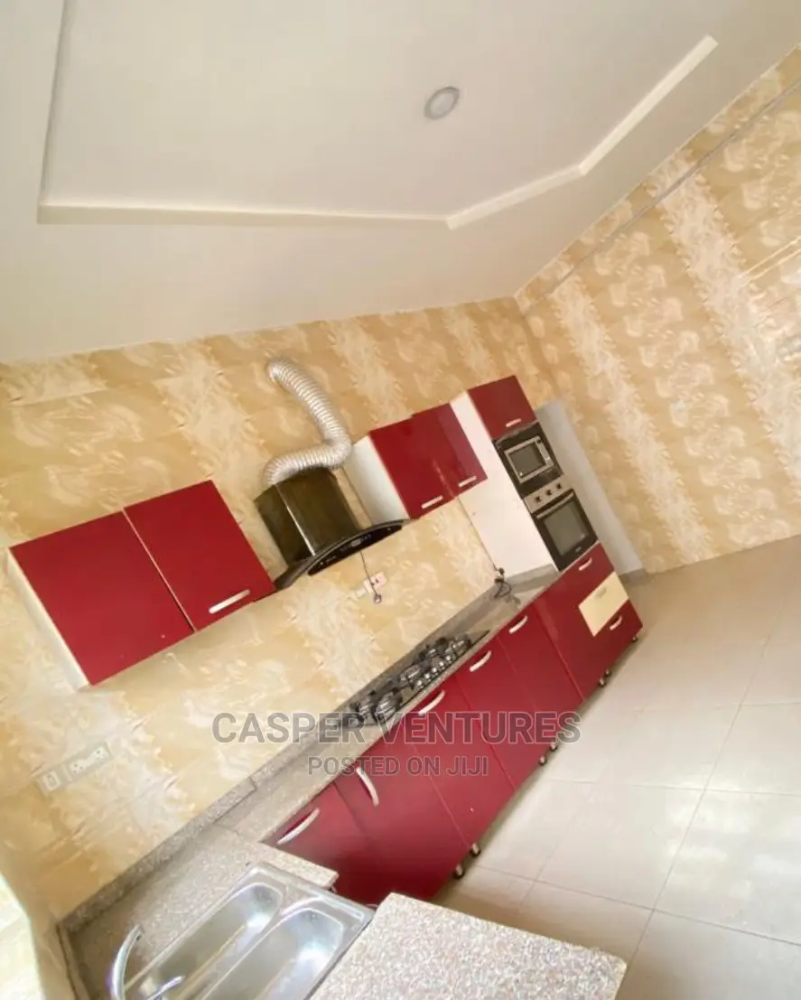 Studio Apartment in Itedo, Idado for rent in Idado