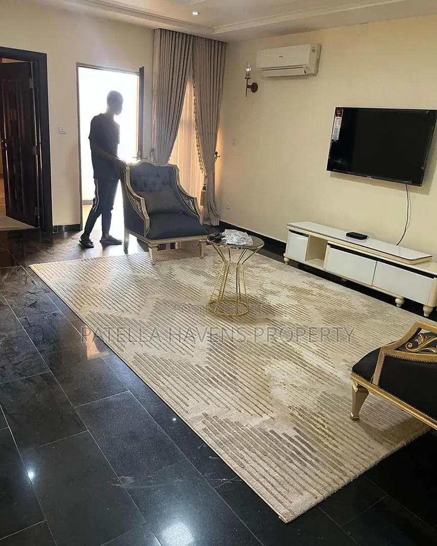 Furnished 4bdrm Block of Flats in Maitama for Sale in Maitama