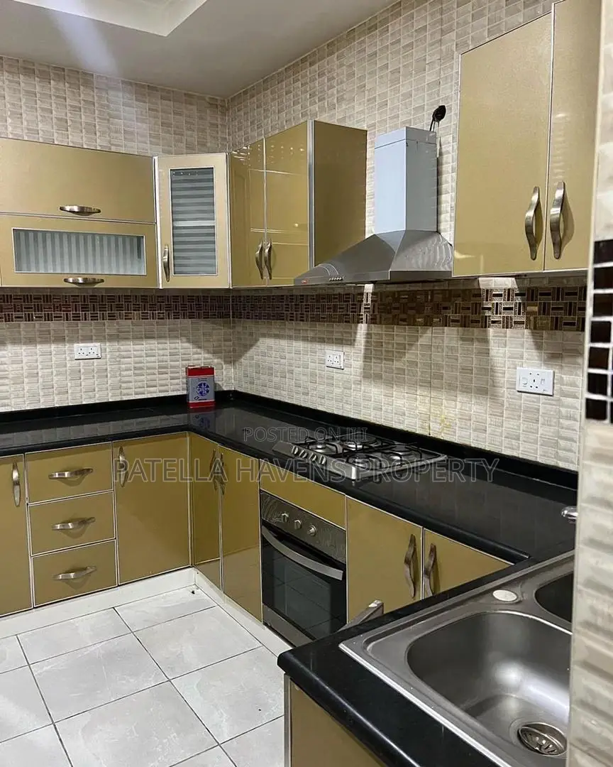 Furnished 4bdrm Block of Flats in Maitama for Sale in Maitama