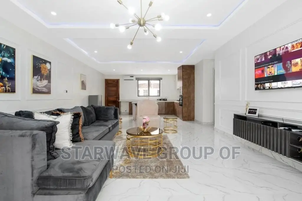 2 Bed Shortlet Apartment in Lekki in Lekki