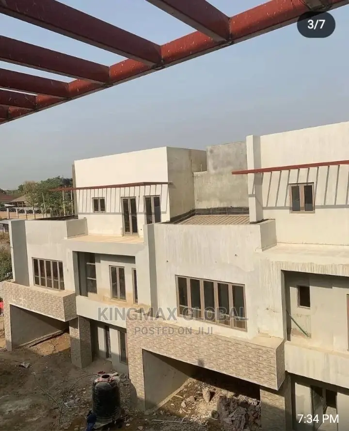 5bdrm Townhouse/Terrace in Smart Home, Durumi for Sale in Durumi