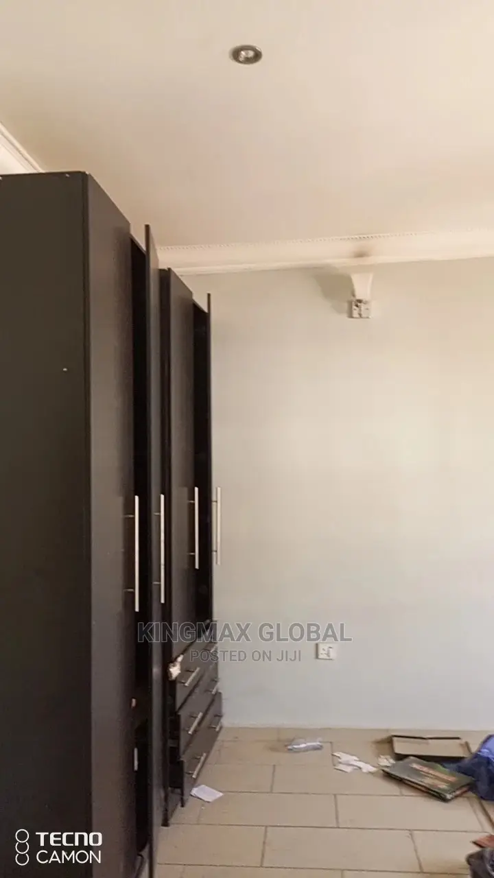5bdrm Townhouse/Terrace in Smart Home, Durumi for Sale in Durumi