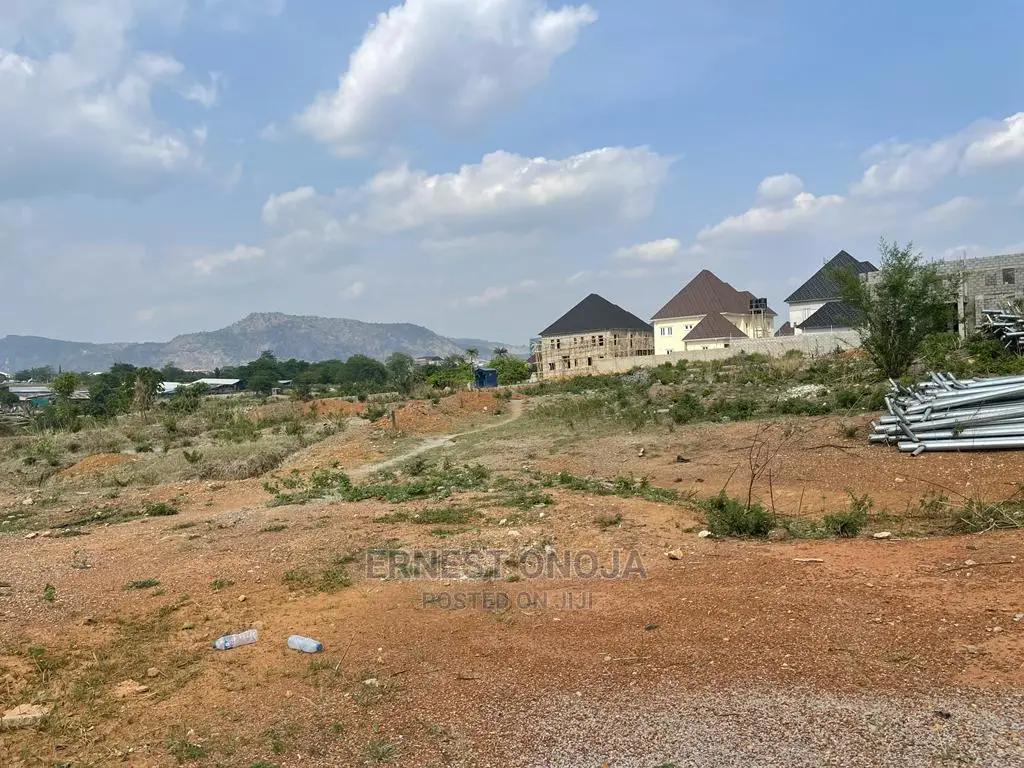 Flat Land in Efab Metropolis for Quick Sale in Gwarinpa
