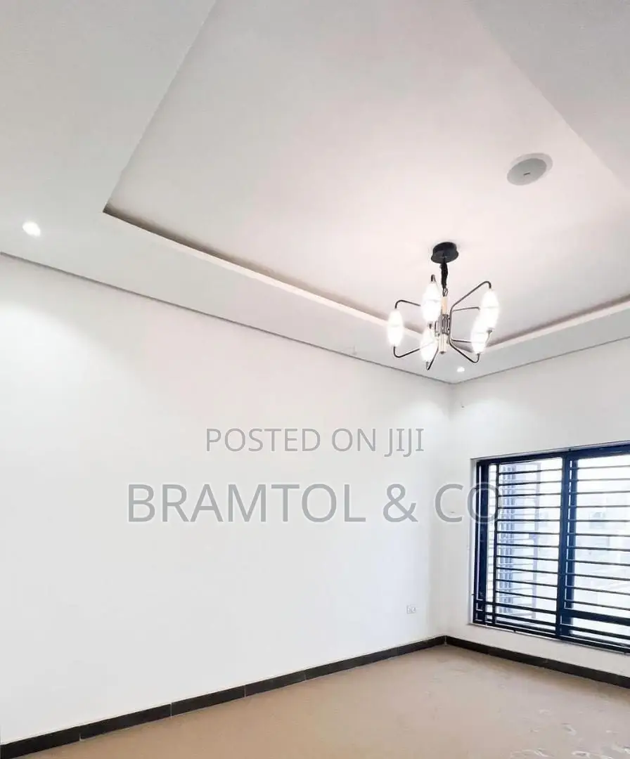 4bdrm Townhouse/Terrace in Dawaki for Sale in Dawaki