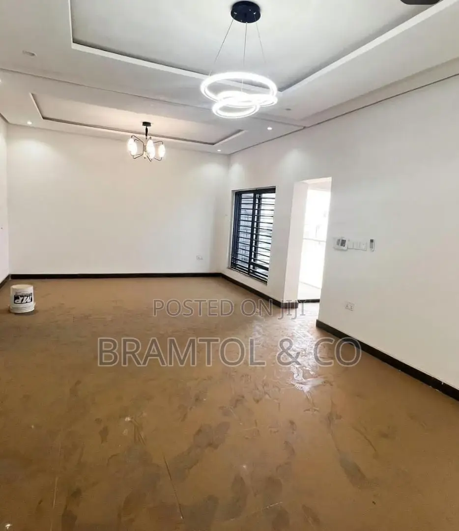 4bdrm Townhouse/Terrace in Dawaki for Sale in Dawaki