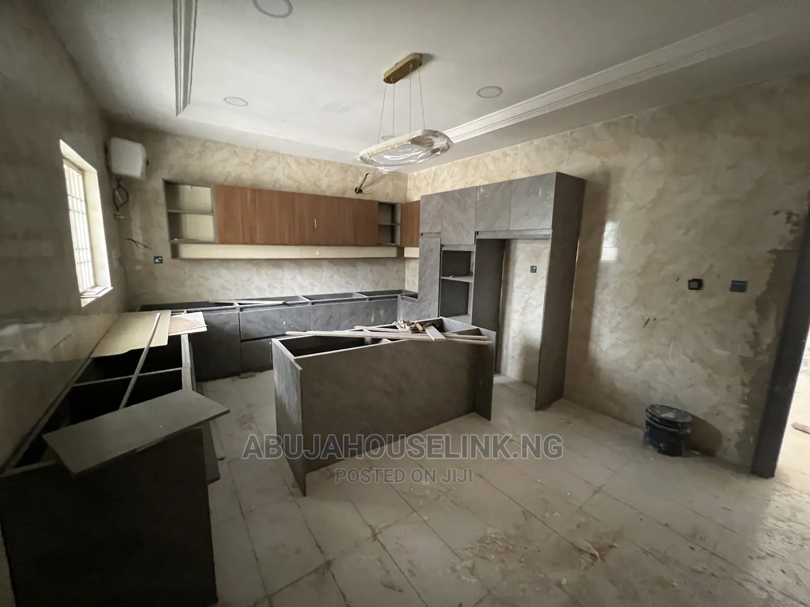 6bdrm Duplex in Gudu/Apo for sale in Gudu