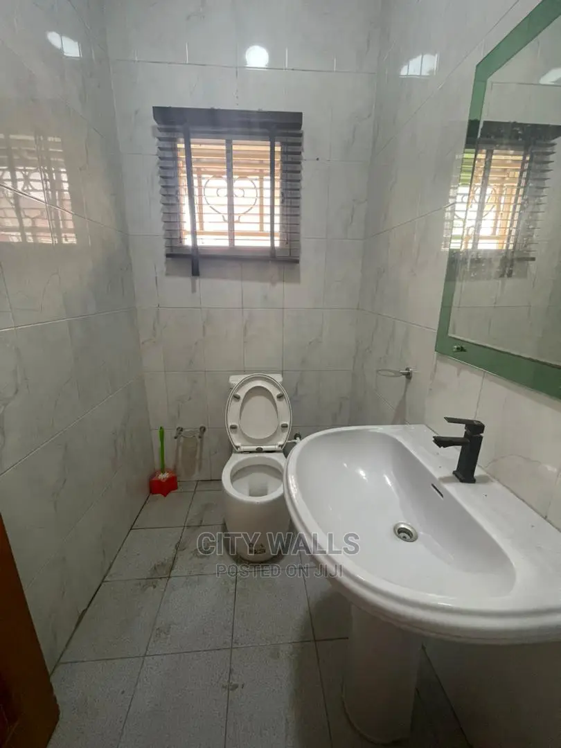3bdrm Block of Flats in Lekki Phase 1 for rent in Lekki Phase 1