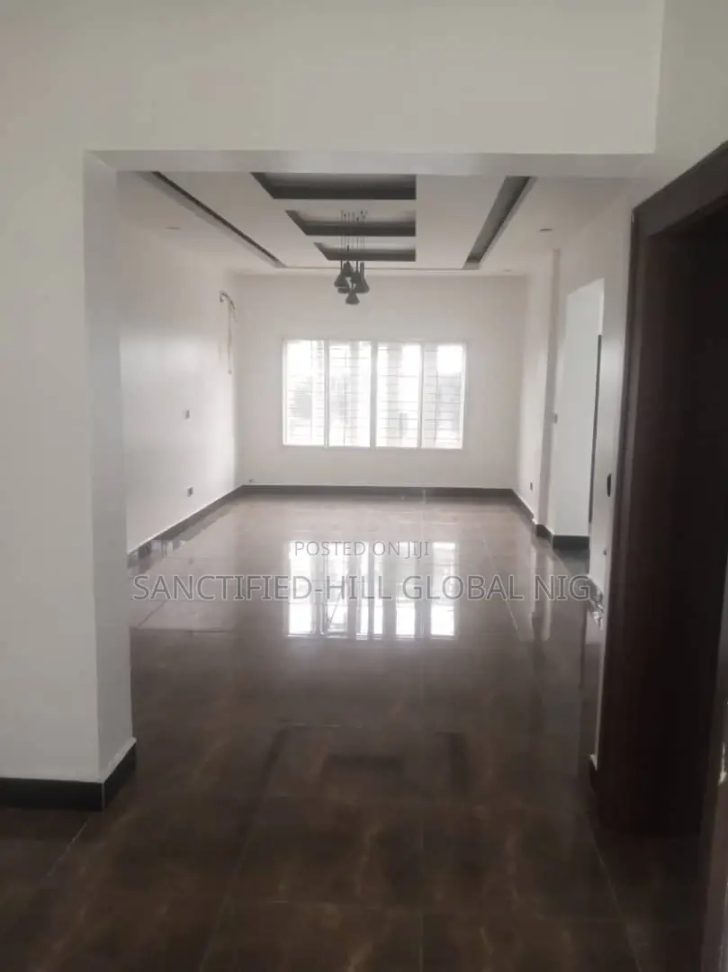 3bdrm Bungalow in Galadimawa for sale in Galadimawa