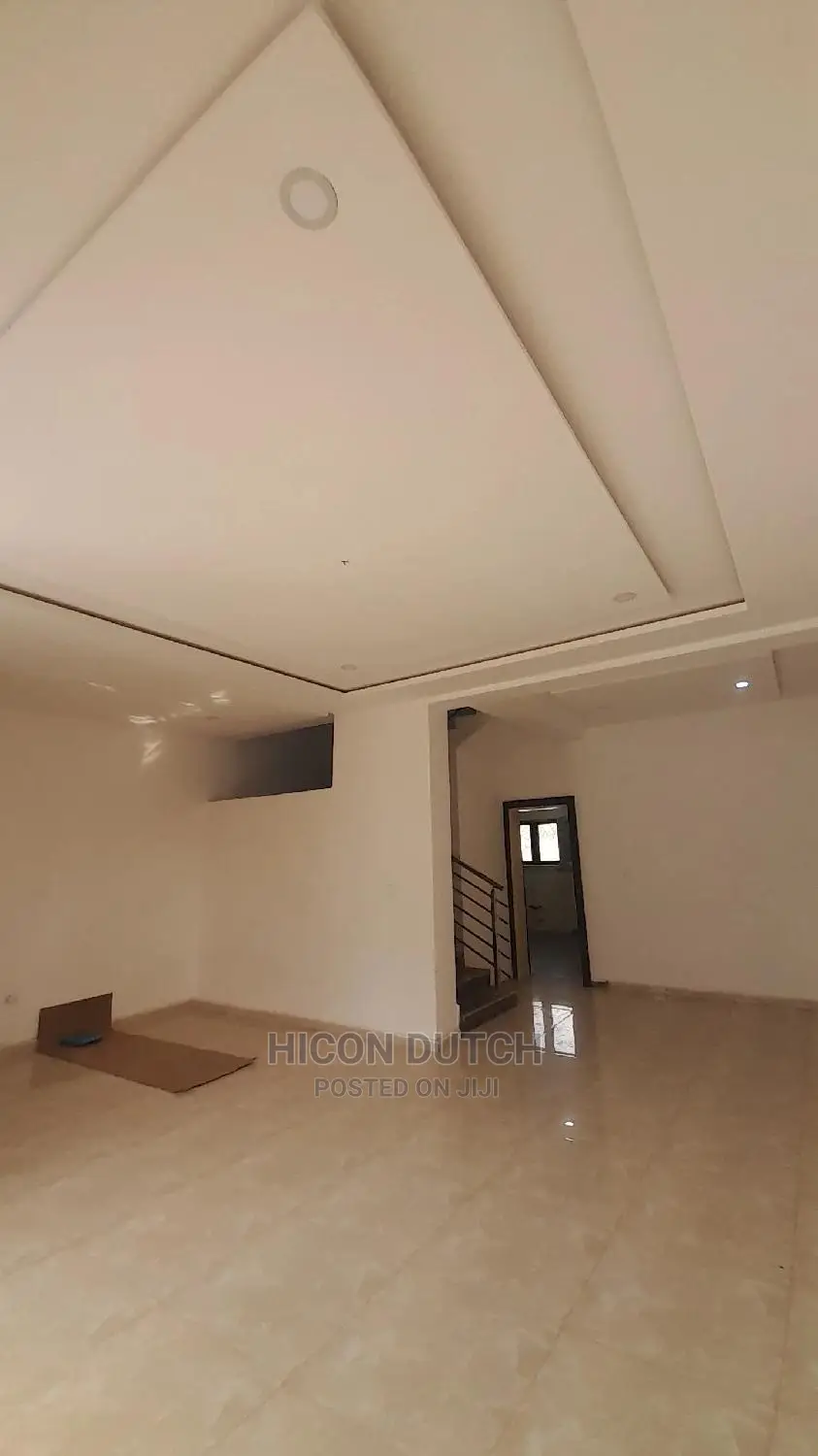 4bdrm Townhouse / Terrace in Life Camp Main for rent in Life Camp