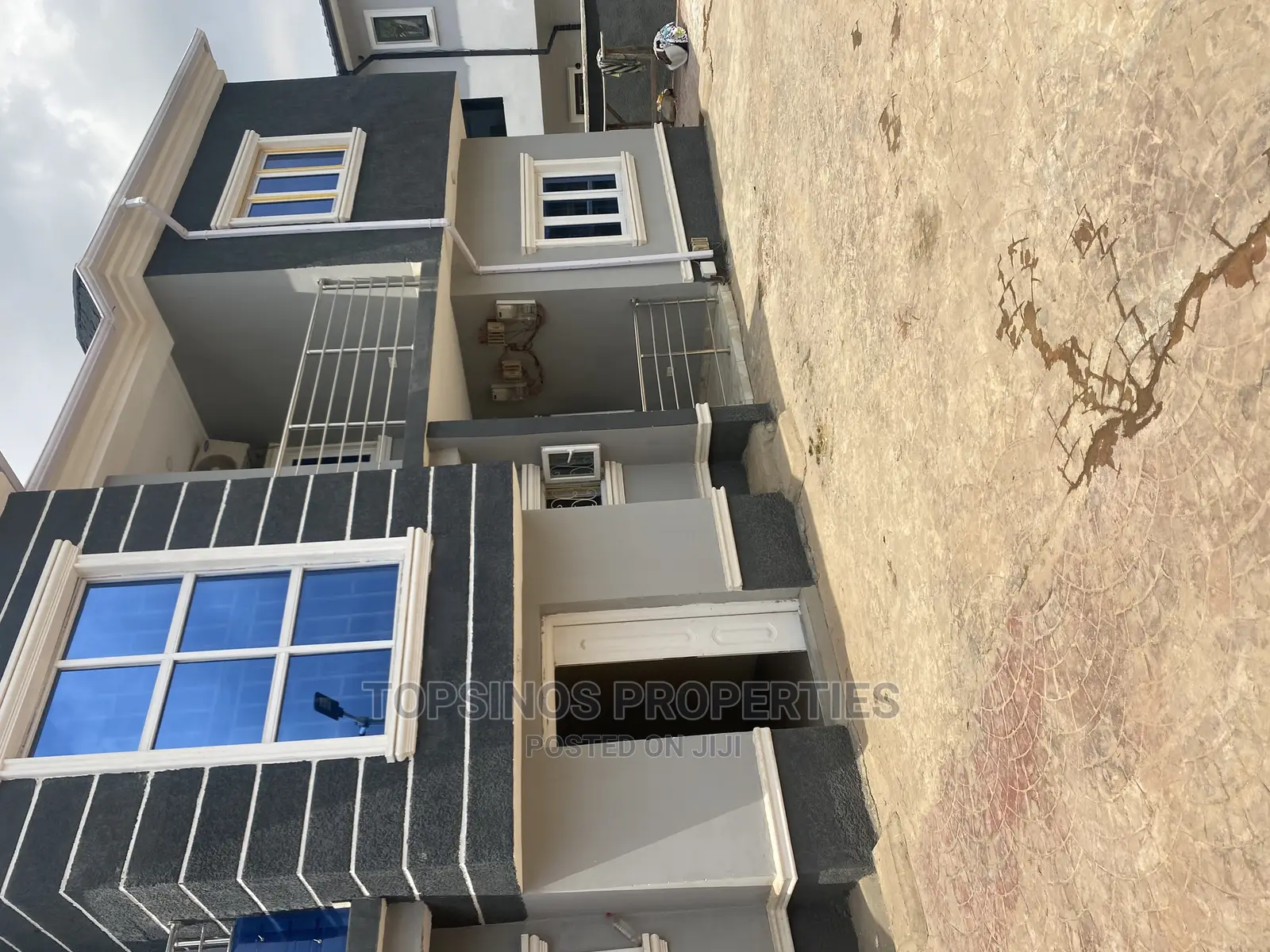 2bdrm Block of Flats in Dawaki for rent in Dawaki