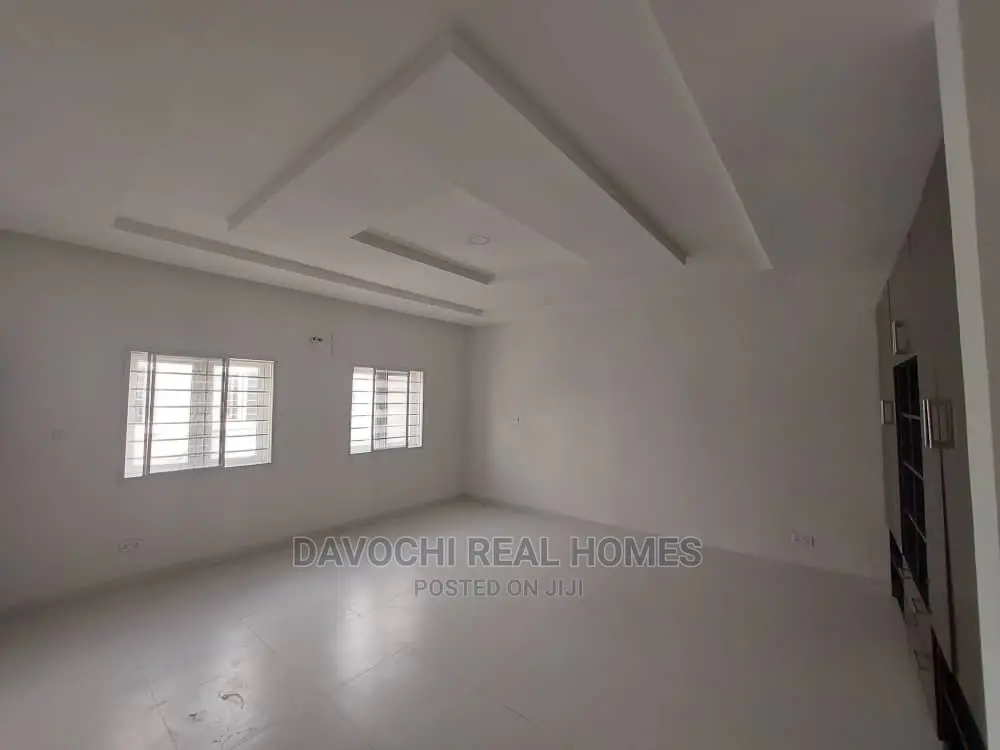 3bdrm Duplex in Orchid Road, Lekki for rent in Lekki