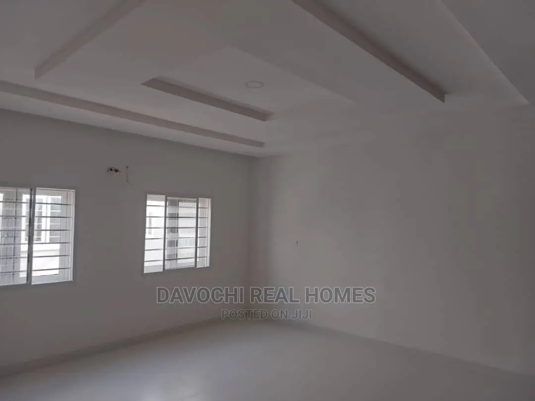 3bdrm Duplex in Orchid Road, Lekki for rent in Lekki