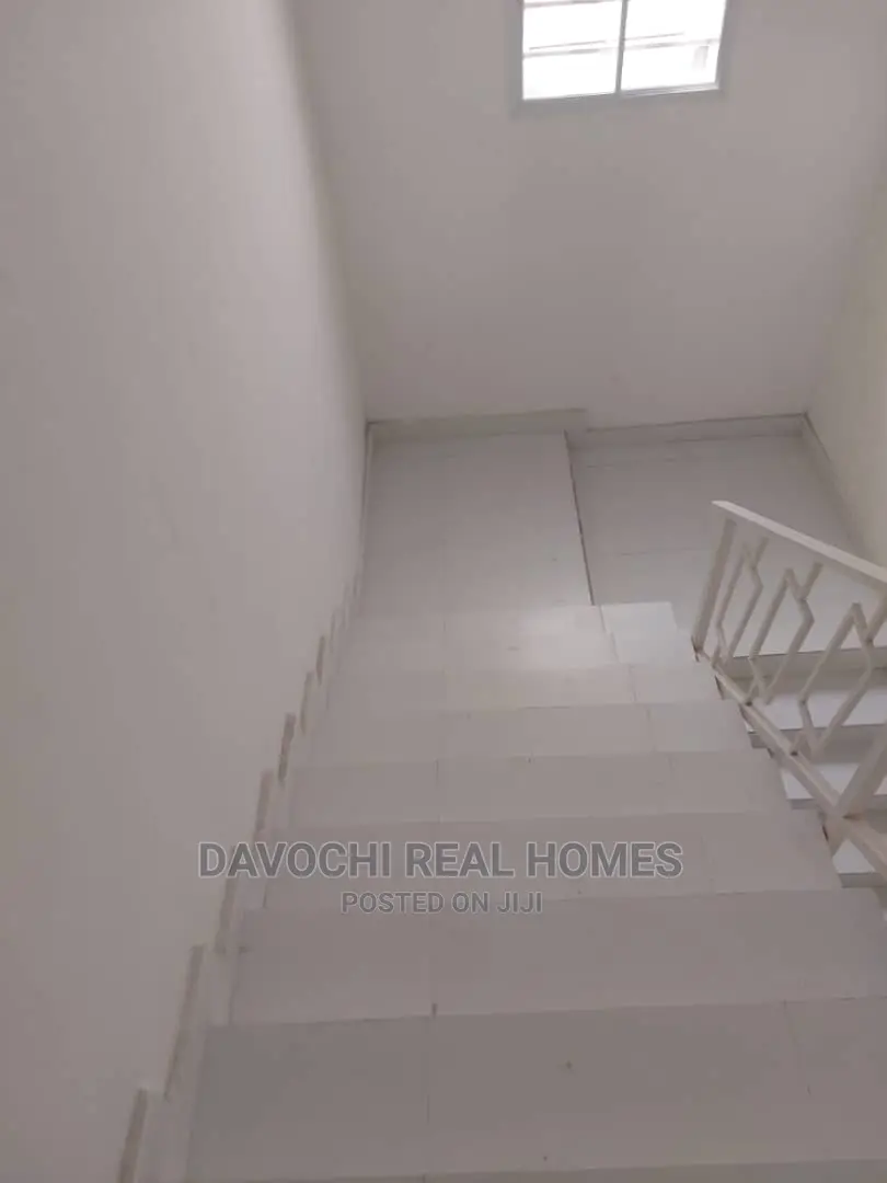 3bdrm Duplex in Orchid Road, Lekki for rent in Lekki