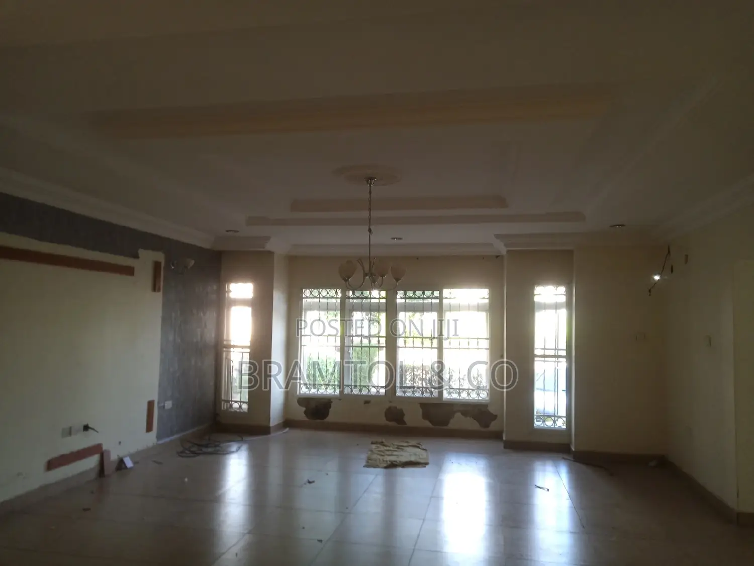 3bdrm Townhouse / Terrace in Apo District for rent in Apo District