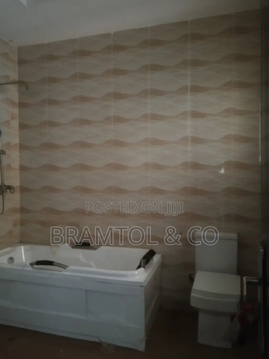 4bdrm Townhouse / Terrace in Apo District for rent in Apo District