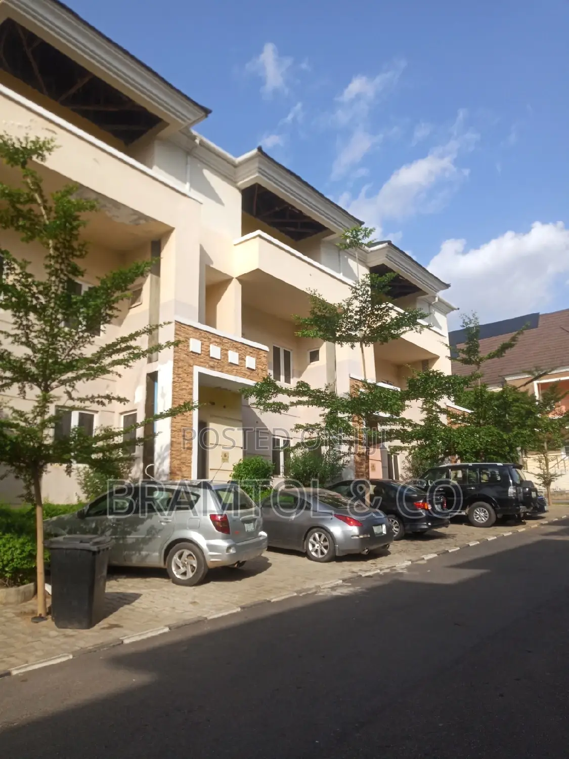 4bdrm Townhouse / Terrace in Apo District for rent in Apo District