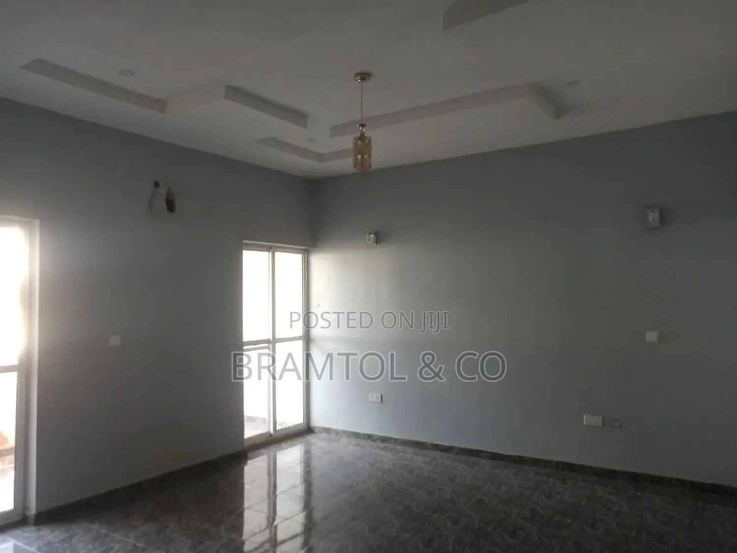 4bdrm Townhouse / Terrace in Apo District for rent in Apo District