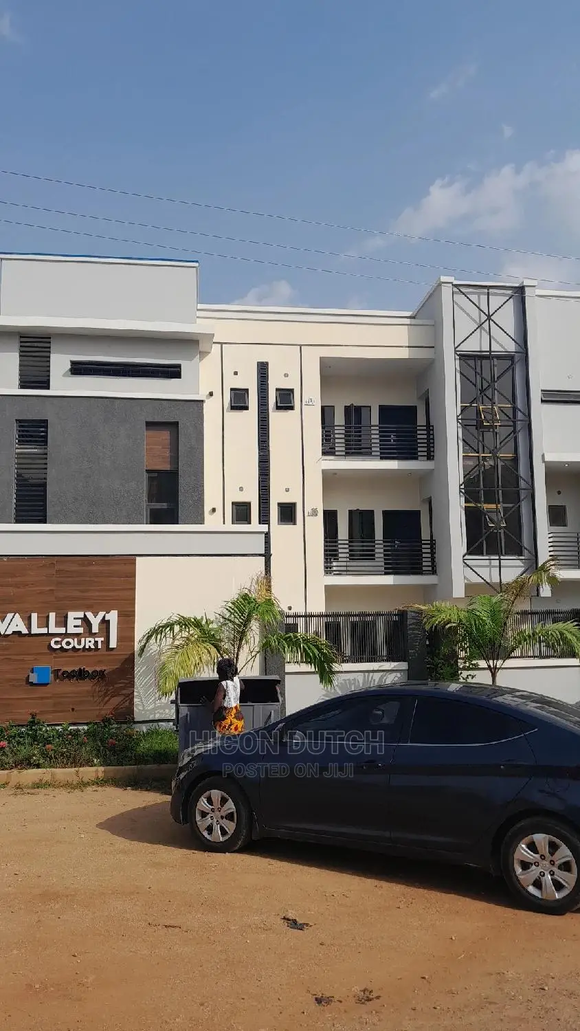 5bdrm Townhouse/Terrace in Life Camp Main for Sale in Life Camp