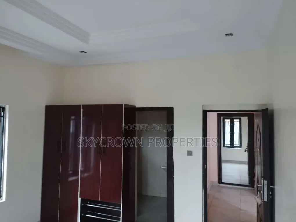 3bdrm Apartment in Ataoja, Osogbo for Rent in Osogbo