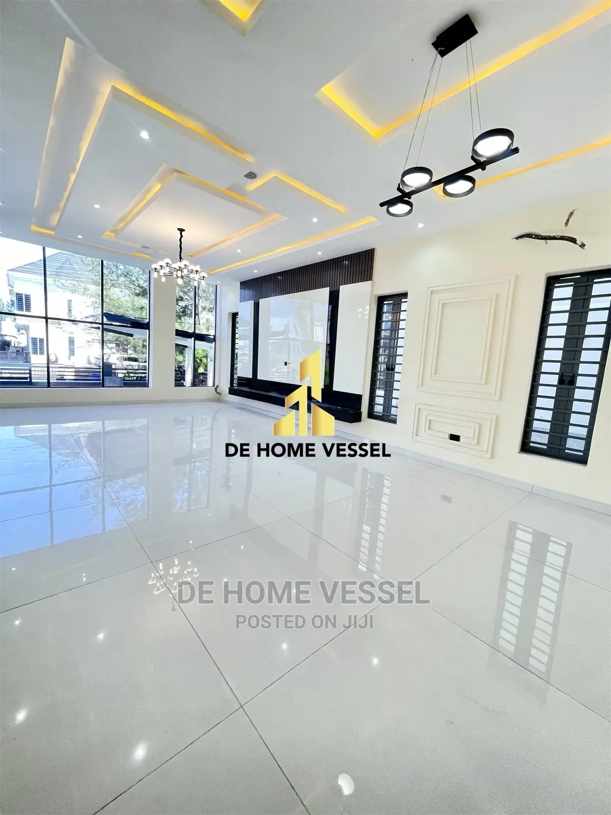 5bdrm Duplex in Ikota for Sale in Ikota