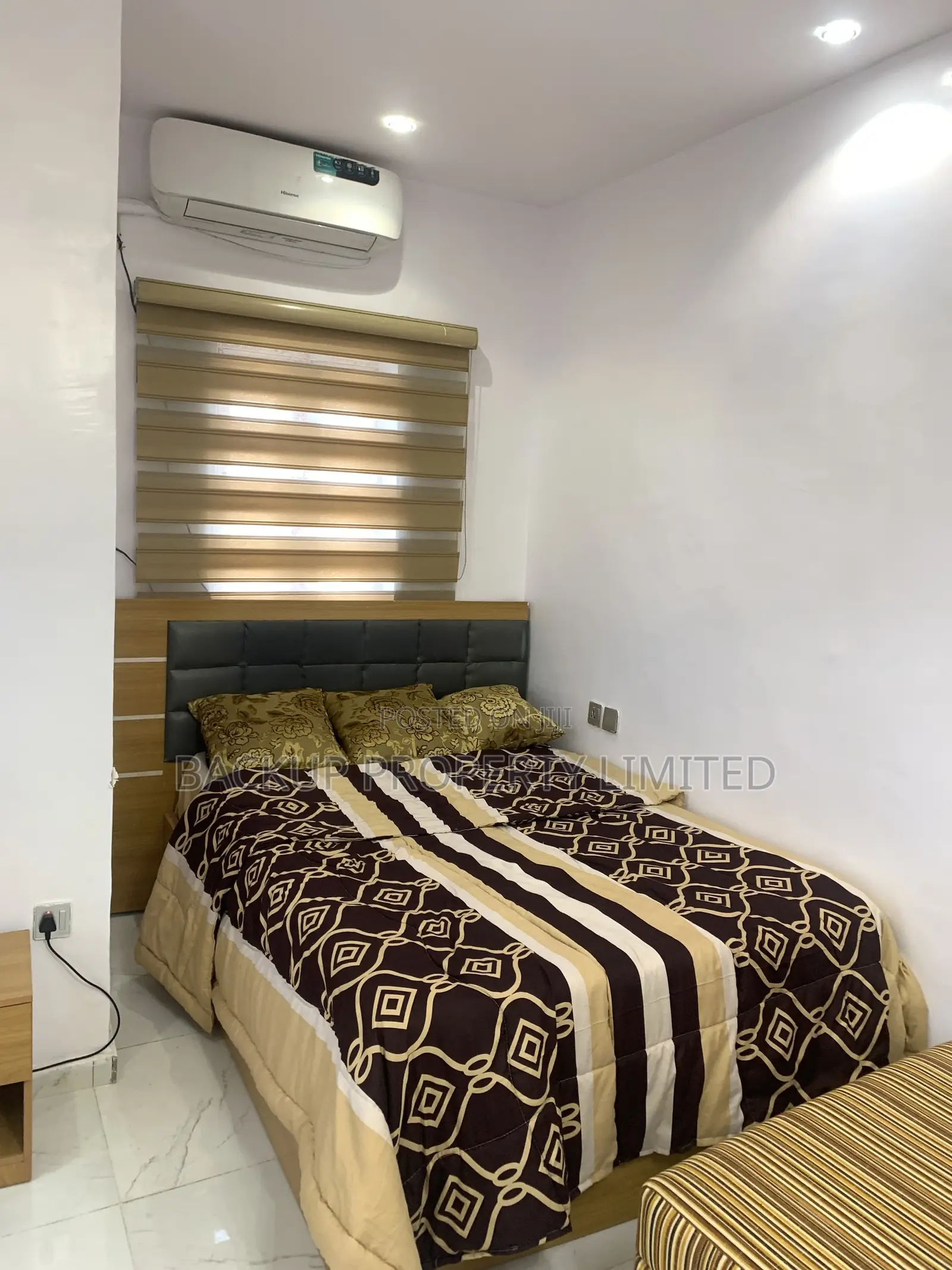 A Well Furnished Studio Apartment for Short Let in Yaba in Fola Agoro