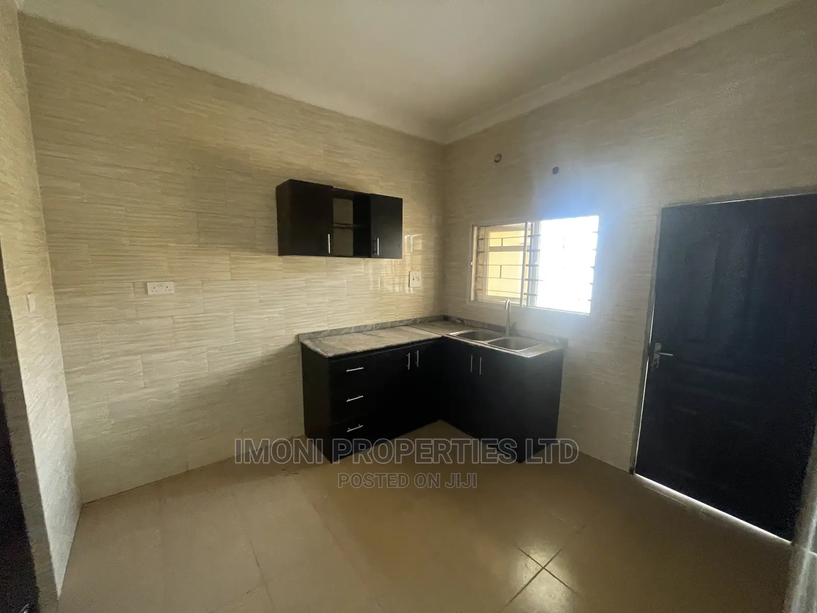 3bdrm Block of Flats in Fo1, Kubwa for rent in Kubwa