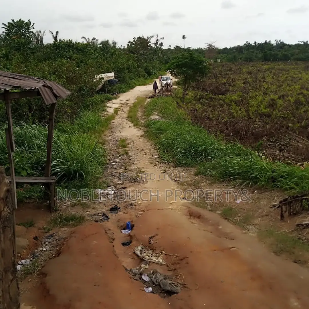 Acres and Plots of Land Along Ikotun Egbe for Sale in Egbe / Ikotun/Igando