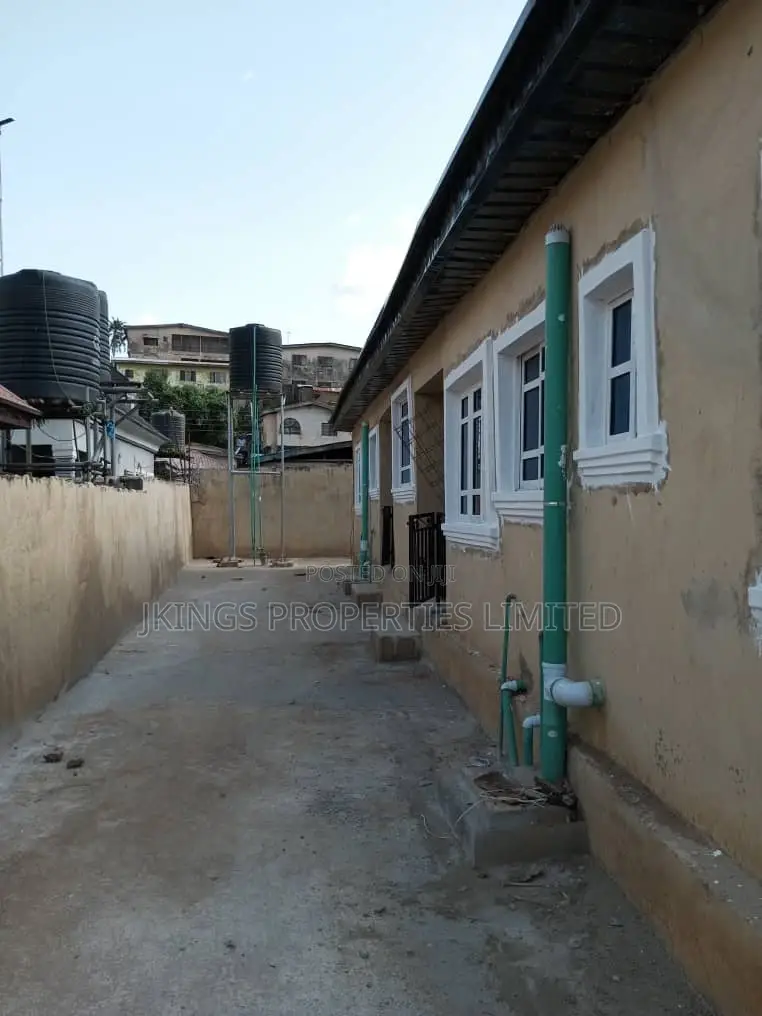 Mini Flat in Ifako-Ijaiye for rent in Ifako-Ijaiye