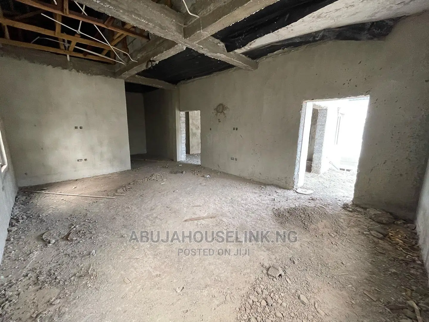 5bdrm Duplex in Guzape Abuja for sale in Guzape District