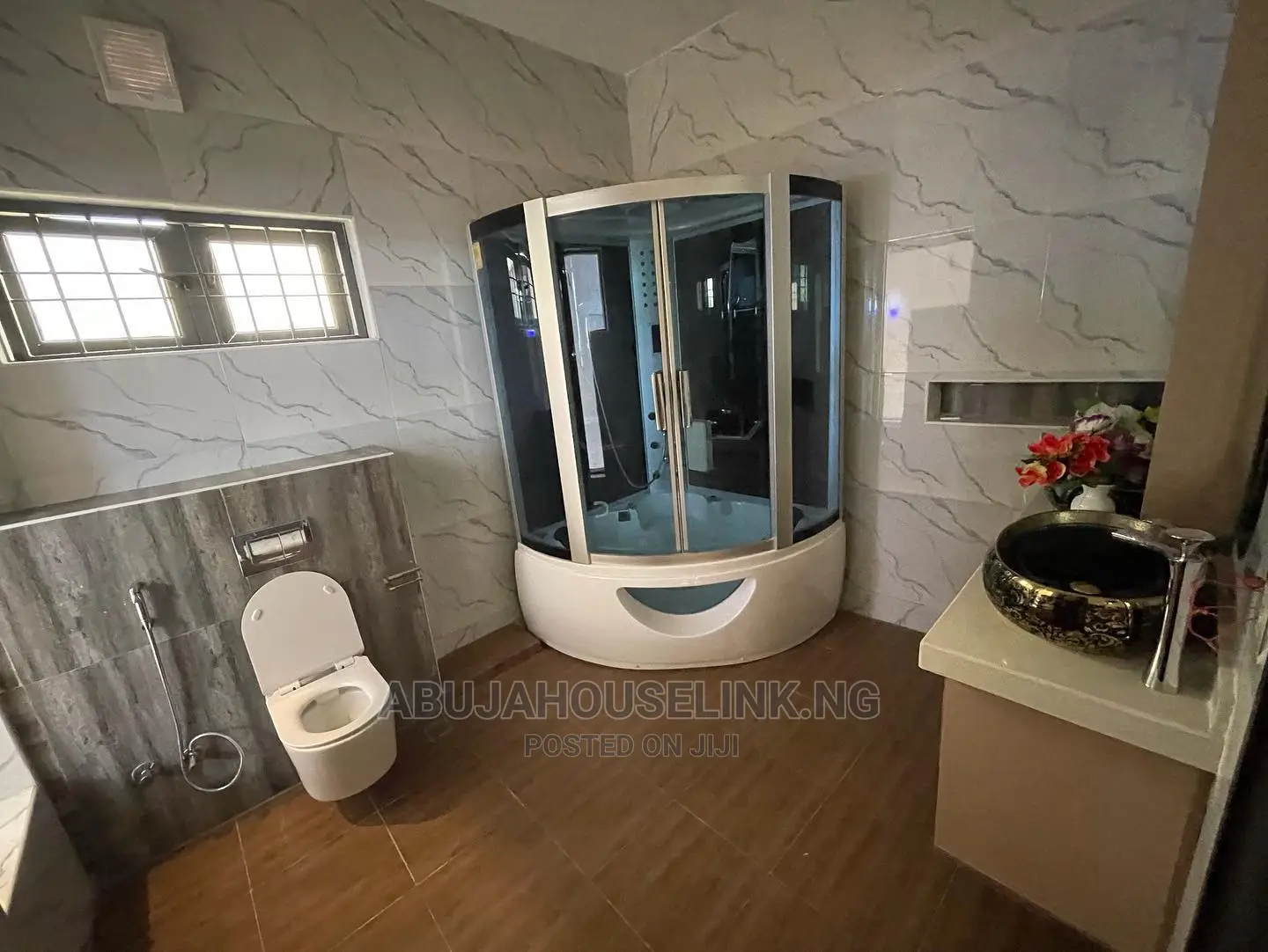 Furnished 6bdrm Duplex in Gwarinpa for sale in Gwarinpa