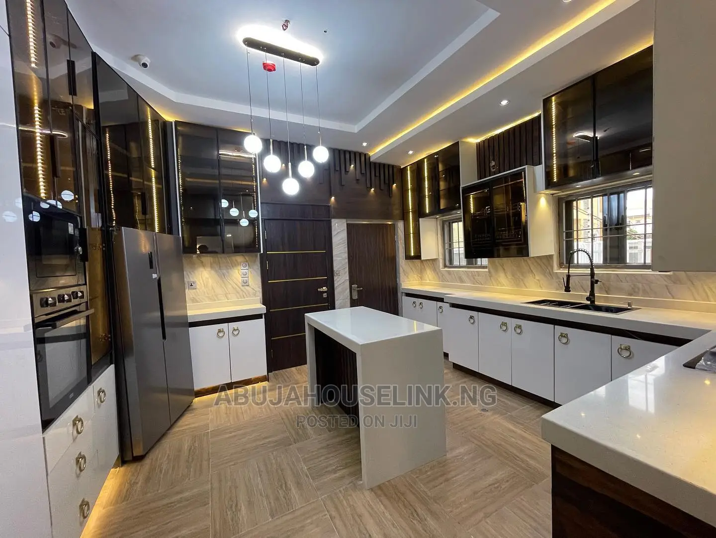 Furnished 6bdrm Duplex in Gwarinpa for sale in Gwarinpa