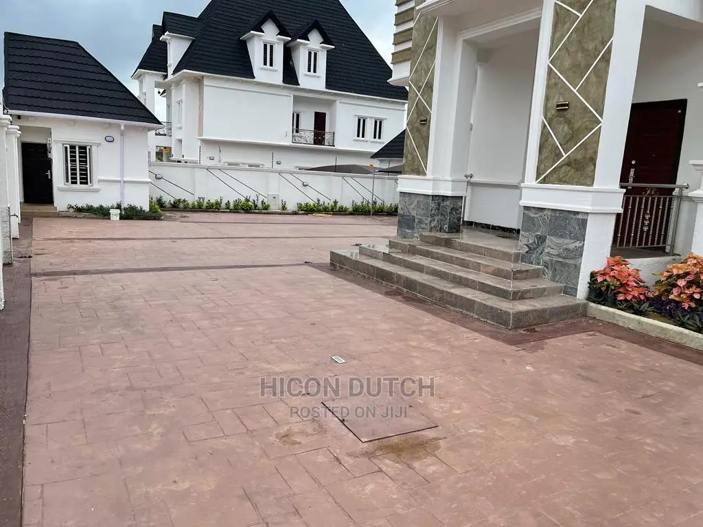 5bdrm Duplex in Efab Metropolis, Gwarinpa for sale in Gwarinpa